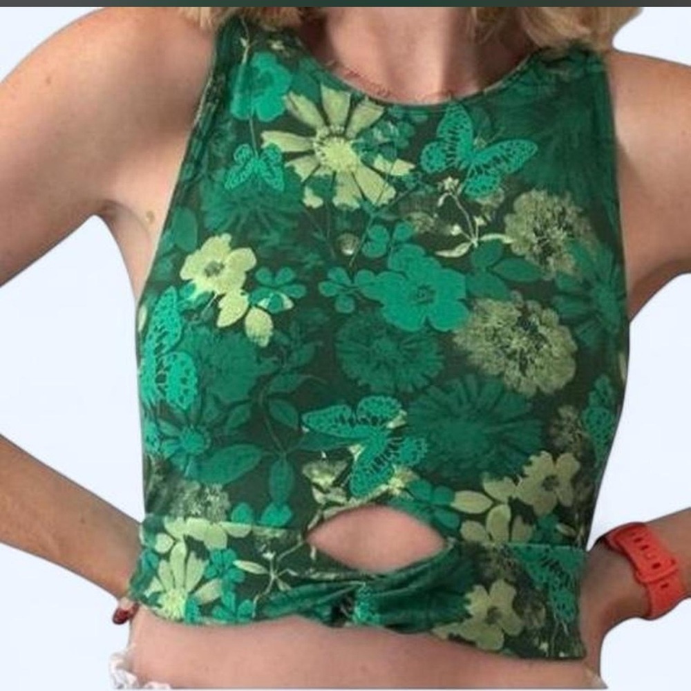 aerie Offline keyhole cutout bodycon cropped tank size Medium